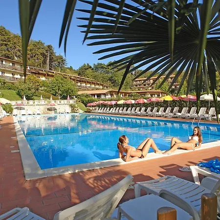 Campi 4* Tremosine