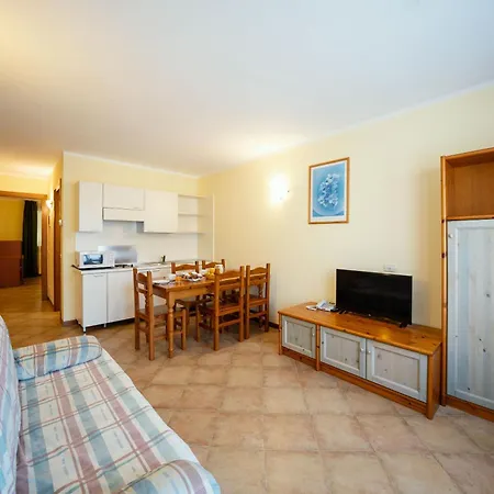 Aparthotel Campi