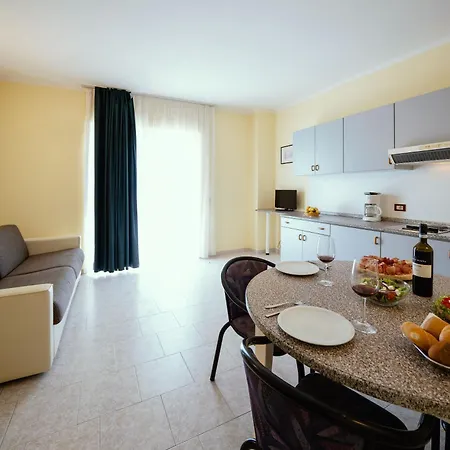 Campi Aparthotel Tremosine