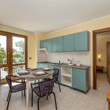 Apart Otel Campi 4*