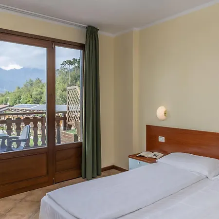 Campi Apart Otel Tremosine