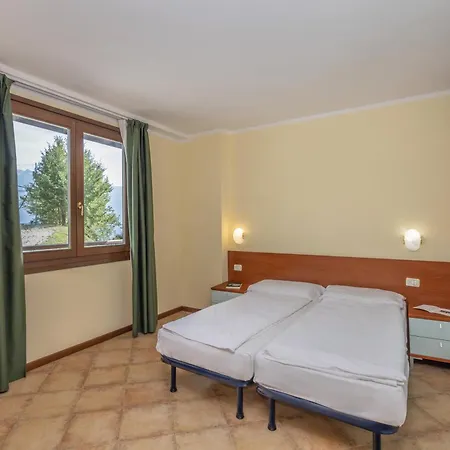 Campi 4* Tremosine