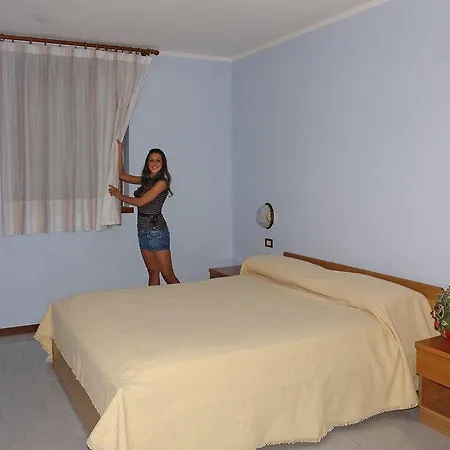 Aparthotel Campi 4*