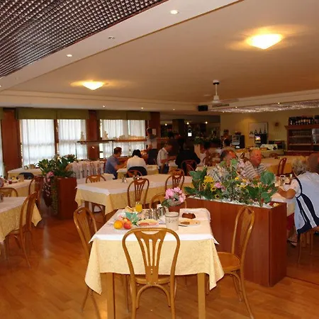 Aparthotel Campi 4*