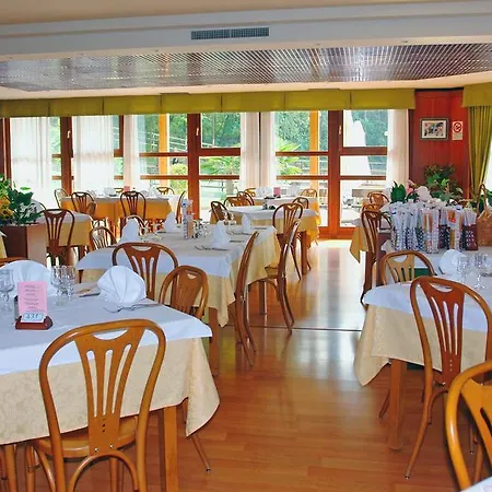 Apart Otel Campi 4*