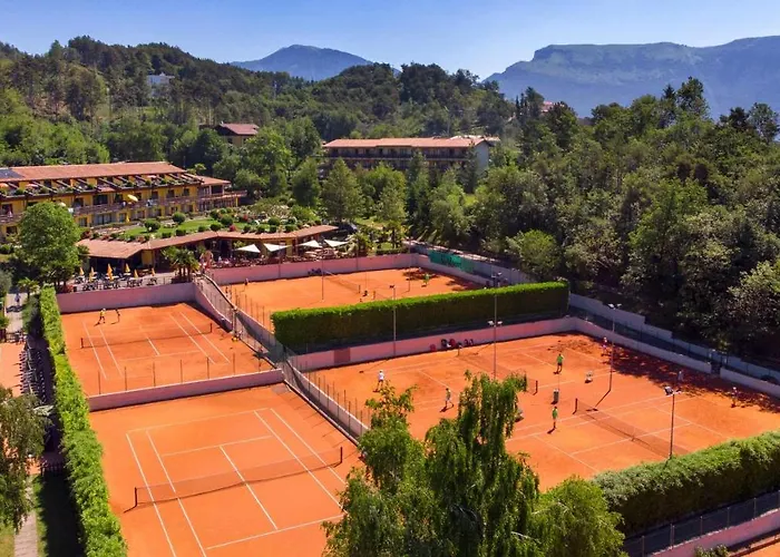 Hotel apartamentowy Campi 4*