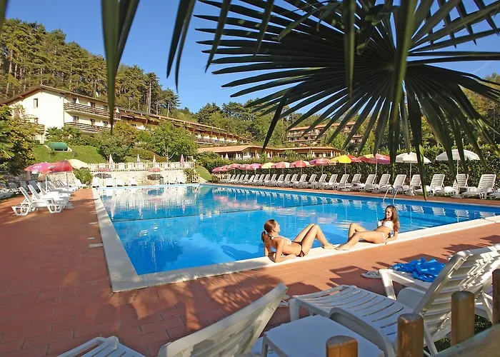 Campi 4* Tremosine